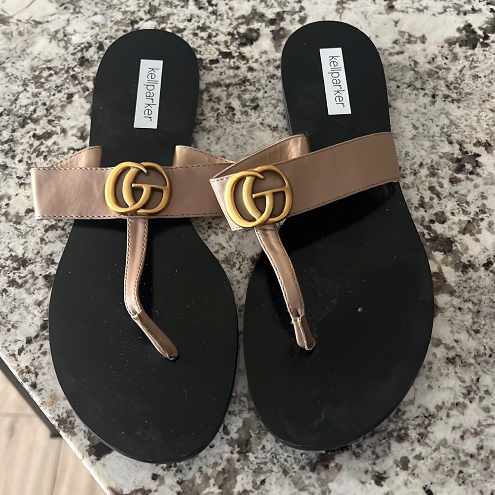 Sandal